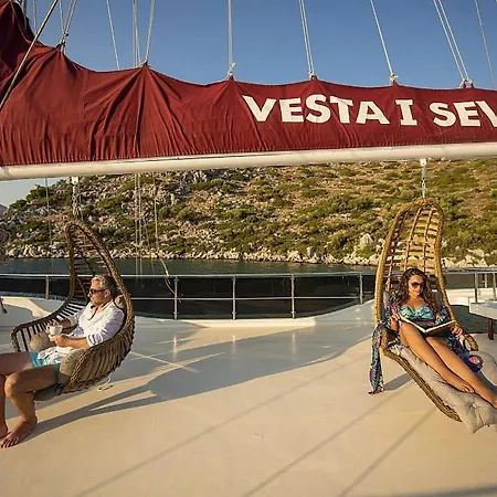 Vesta 1 Sevil *
